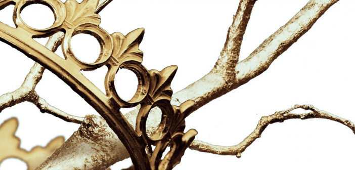 the-cruel-prince-holly-black-feature-702x336